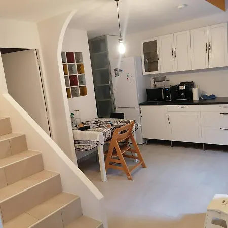 La Taurelle, Maison T3 Climatisee Avec Terrasse Au Coeur De Gallargues-Le-Montueux Extérieur photo