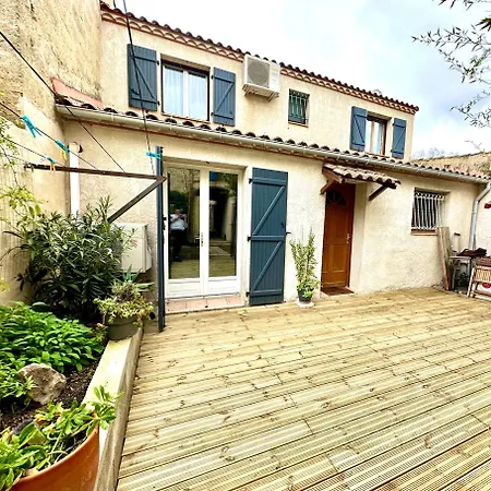 La Taurelle, Maison T3 Climatisee Avec Terrasse Au Coeur De Gallargues-Le-Montueux Extérieur photo